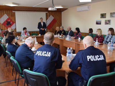 Spotkanie dot. pomocy osobom doświadczających bezdomności w powiecie obornickim